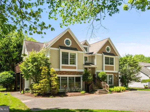 200 Stillwater Dr, Swanton, MD 21561