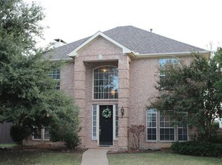 496 Crestview Point Dr, Lewisville, TX 75067