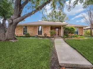 2237 Trinity Springs Dr, Carrollton, TX 75007