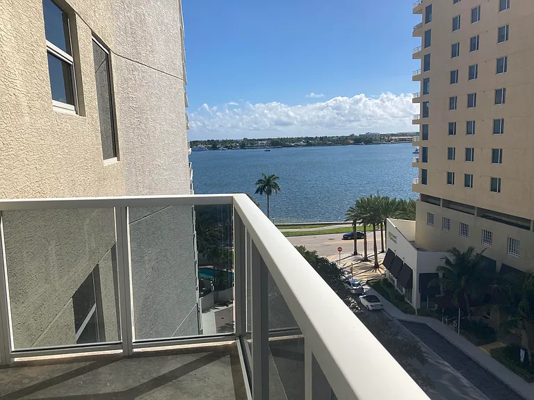 1617 N Flagler Dr #704 — Photo 6