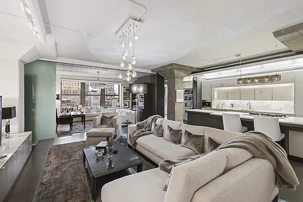 Sold by Nest Seekers International | media 27