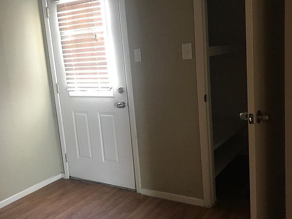 3rd image of 205-4316 Swiss Ave #205