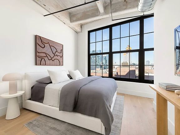 4th image of 475 Kent Ave APT 307