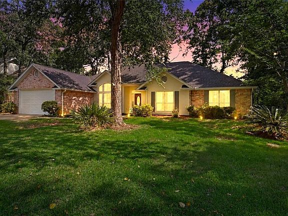 2nd image of 2057 Ponderosa Pl