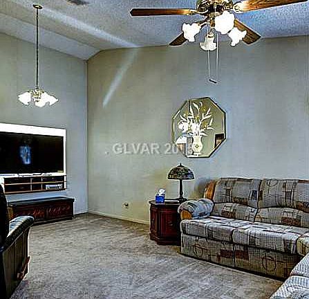3rd image of 5574 Forsythe Dr