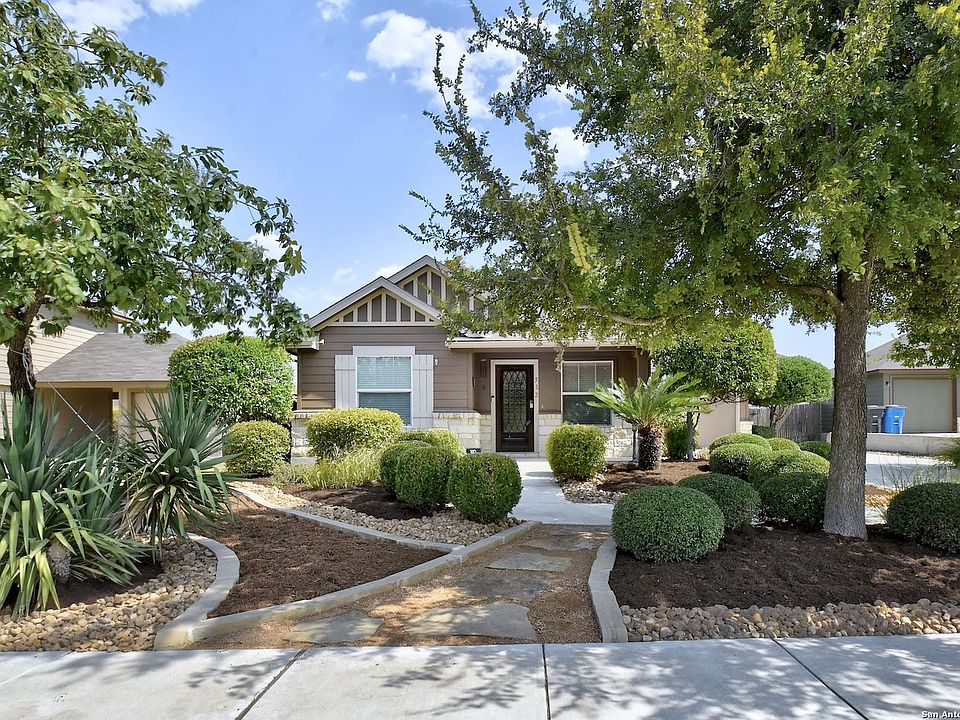 1st image of 512 MAGNOLIA WIND