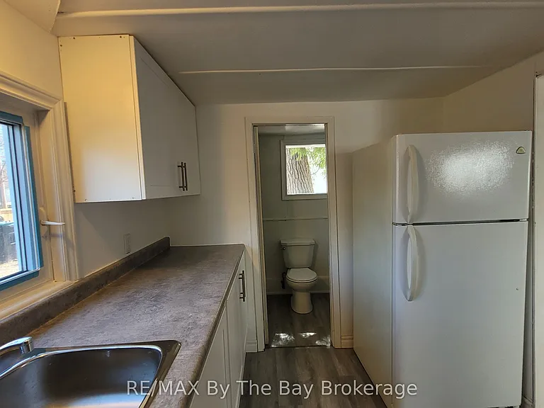 19 Glen St — Photo 3