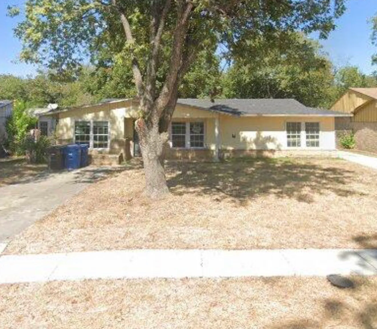 3 bed, 1414 sqft, $1,650 — Photo 1