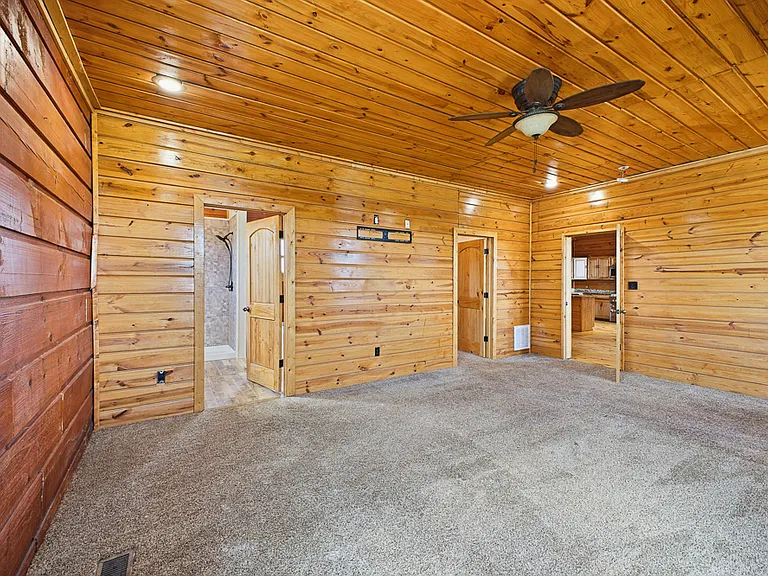1374 County Street 2919 — Photo 19