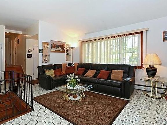 4th image of 873 Sherman Ave