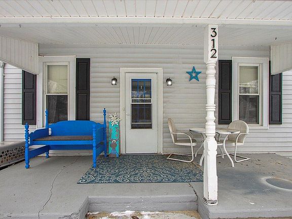 4th image of 312 White St