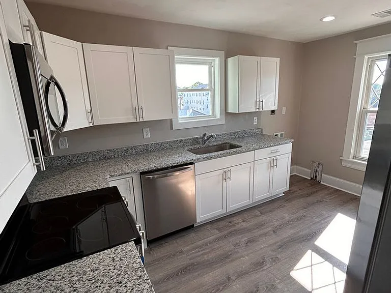 2031 Westover Ave SW — Photo 18