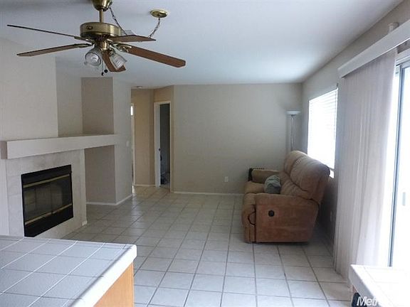 3rd image of 4421 Green Knoll Ct