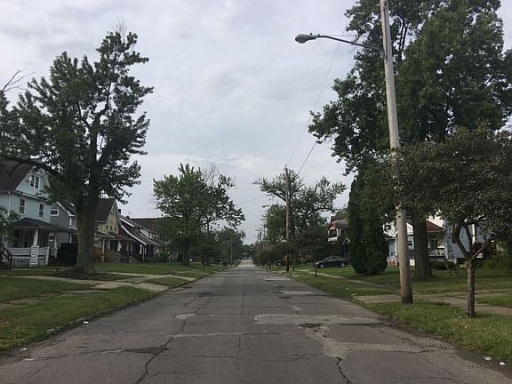 5th image of 3305 E 139th St