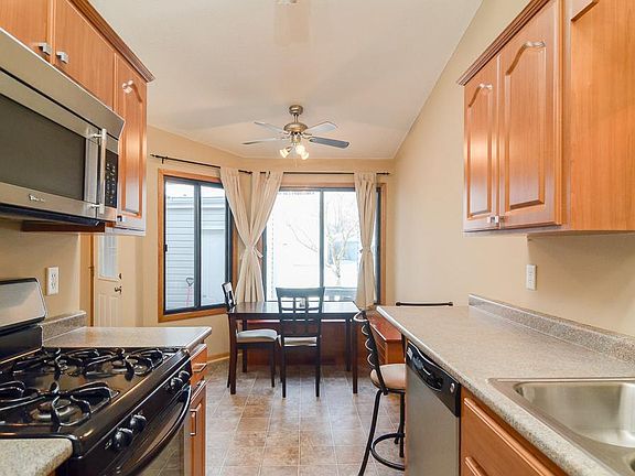 5th image of 4250 Sylvia Ln N