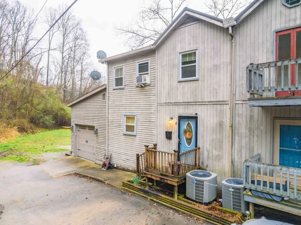 251 Annice Way APT 8, Hazard, KY 41701