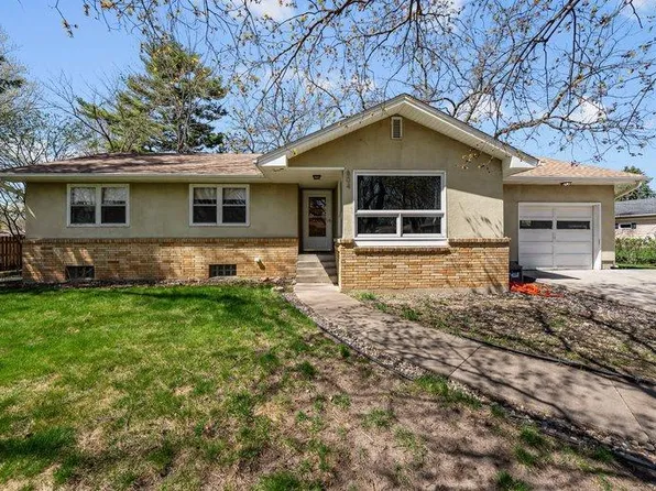 804 9th St, Farmington, MN 55024