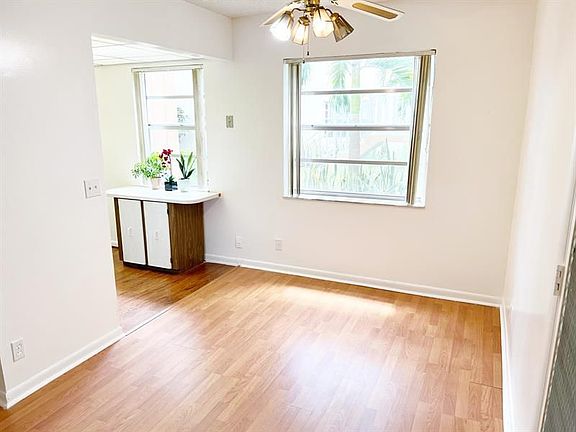 4th image of 158 Piedmont Way #D