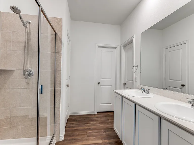507 Saffron St — Photo 20