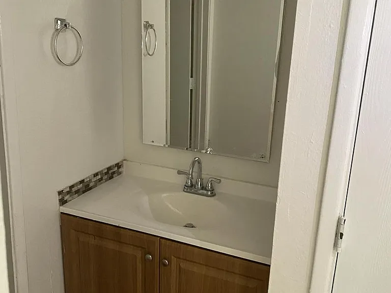 1057 E Halcyon Rd — Photo 9