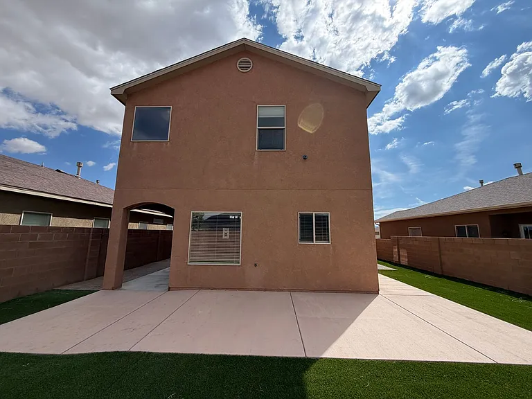 860 Firewheel Loop SW — Photo 4