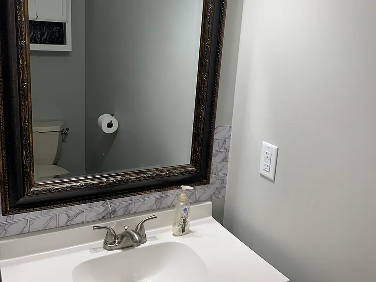 401 Vineyards Ct — Photo 6
