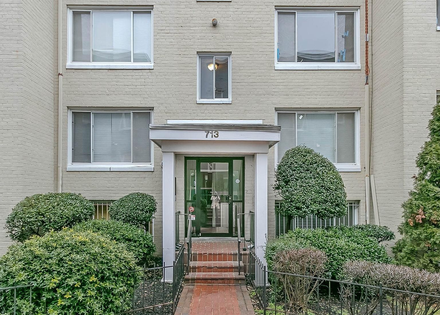713 Brandywine St SE APT 203, Washington, DC 20032 Zillow