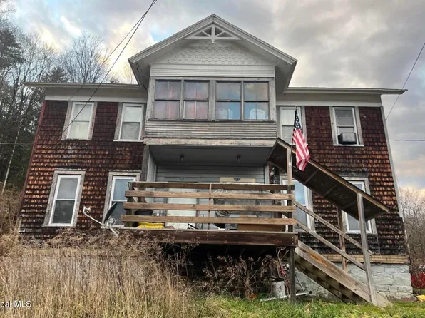 3-5 Jalet Street, Whitehall, NY 12887