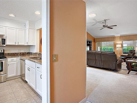 3rd image of 3457 Carbondale Ct
