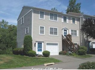 21 Cornerstone Dr #21, Derby, CT 06418