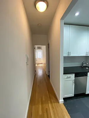 Rented by Waverly Realty Associates | media 3