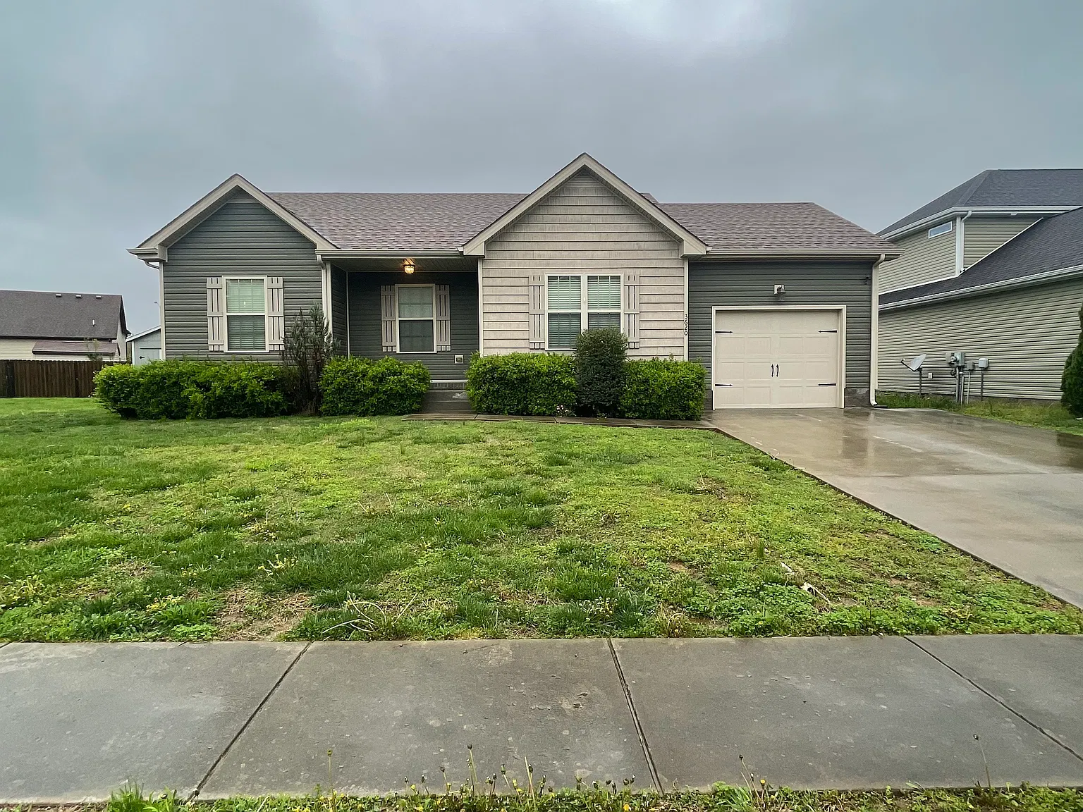 3620 Fox Tail Dr — Photo 2