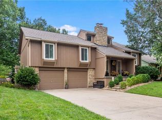 4077 SW Marline Dr, Lees Summit, MO 64082