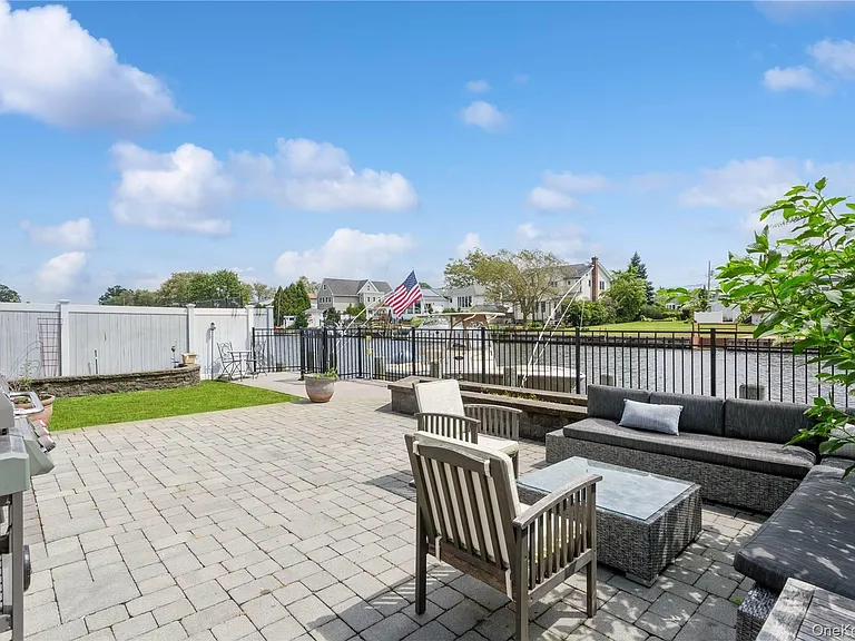 29 Seabreeze Rd — Photo 30