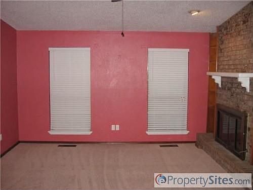 2nd image of 1 Vickie Dr