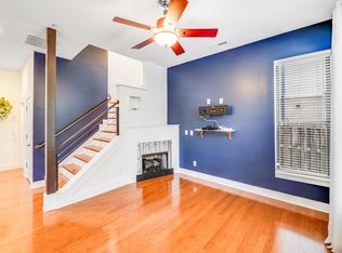 914 Warren Burgess Ln, Charlotte, NC 28205