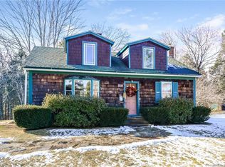 202 Babbitt Hill Rd, Pomfret Center, CT 06259