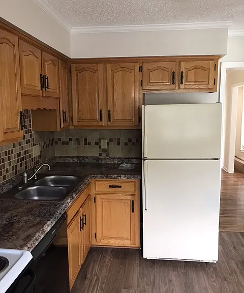 929 Sumac Cir — Photo 6