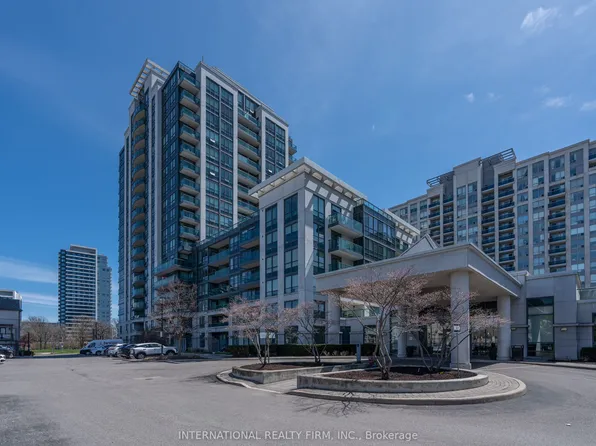20 N Park Rd #204, Vaughan, ON L4J 0G7