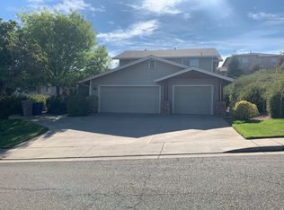 636 Buckthorn Dr, Redding, CA 96003