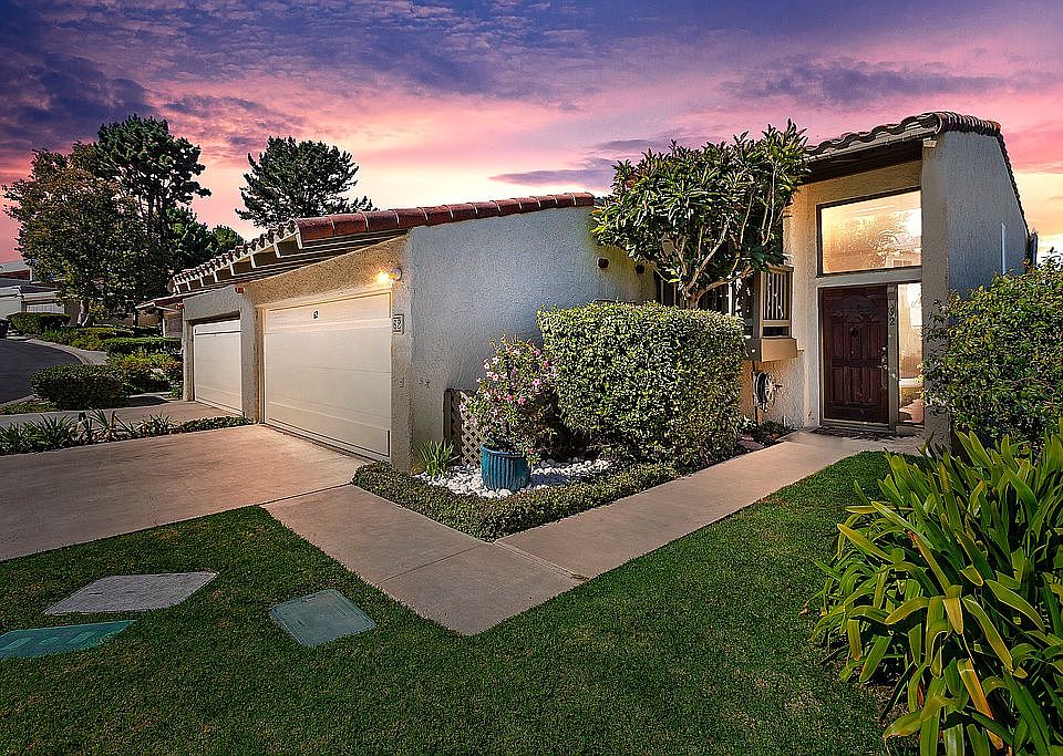 1st image of 62 Cottonwood Cir