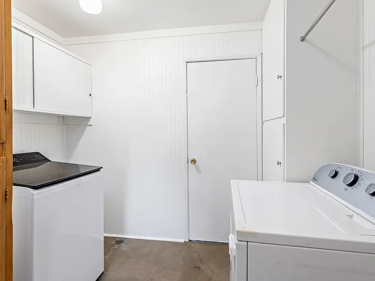 6207 Marlborough Dr — Photo 9