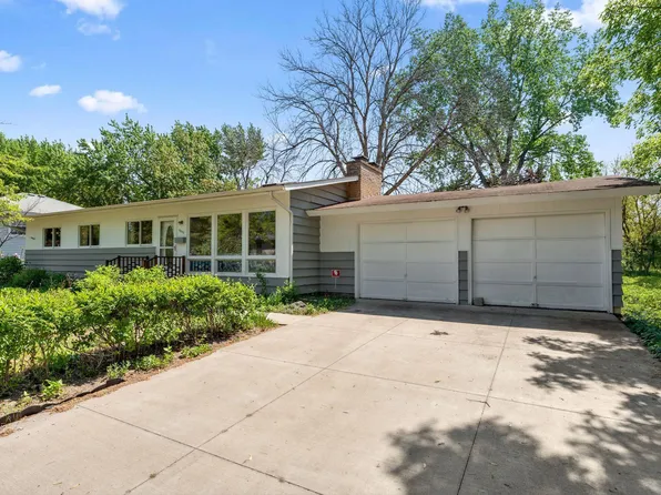 6300 Brooklyn Dr, Brooklyn Center, MN 55430