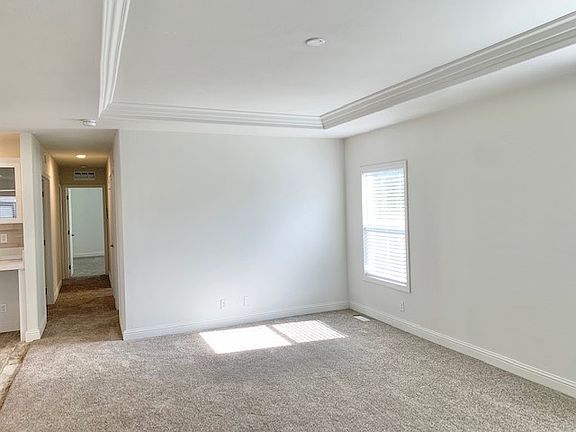 4th image of 1001 S Hale Ave S