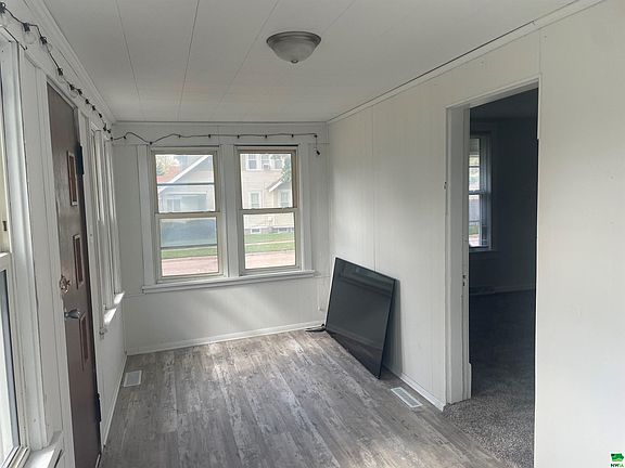 3rd image of 3701 7th Ave