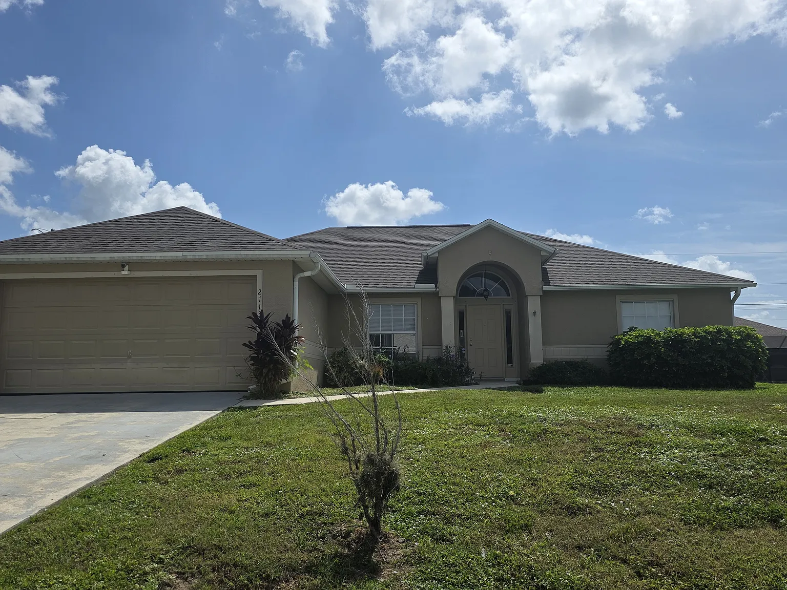 4 bed, 1835 sqft, $1,950 — Photo 1