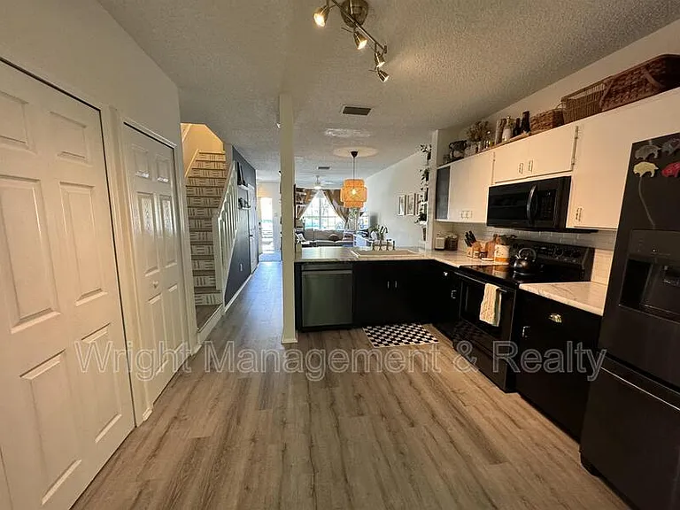 12326 Berkeley Square Dr #1 — Photo 4