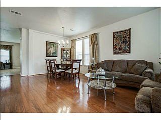 3rd image of 3213 Versante Dr