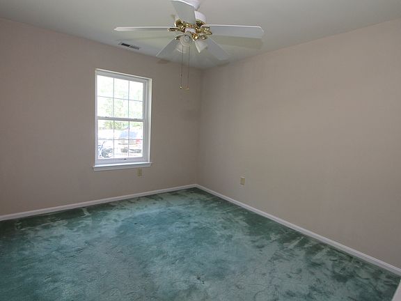 4th image of 73 Trotters Ln #501