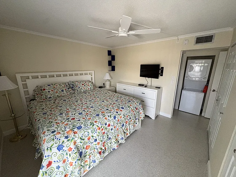500 Park Blvd S #64-34 — Photo 2